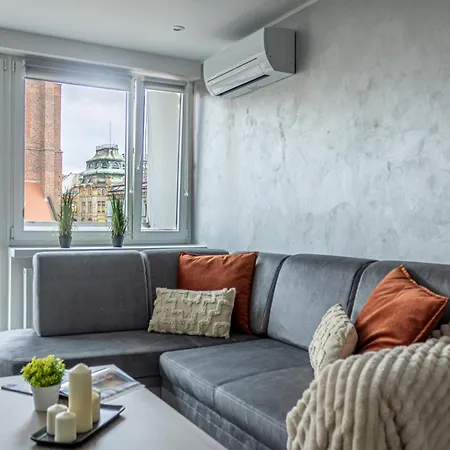 Old Town Pearl Apartament